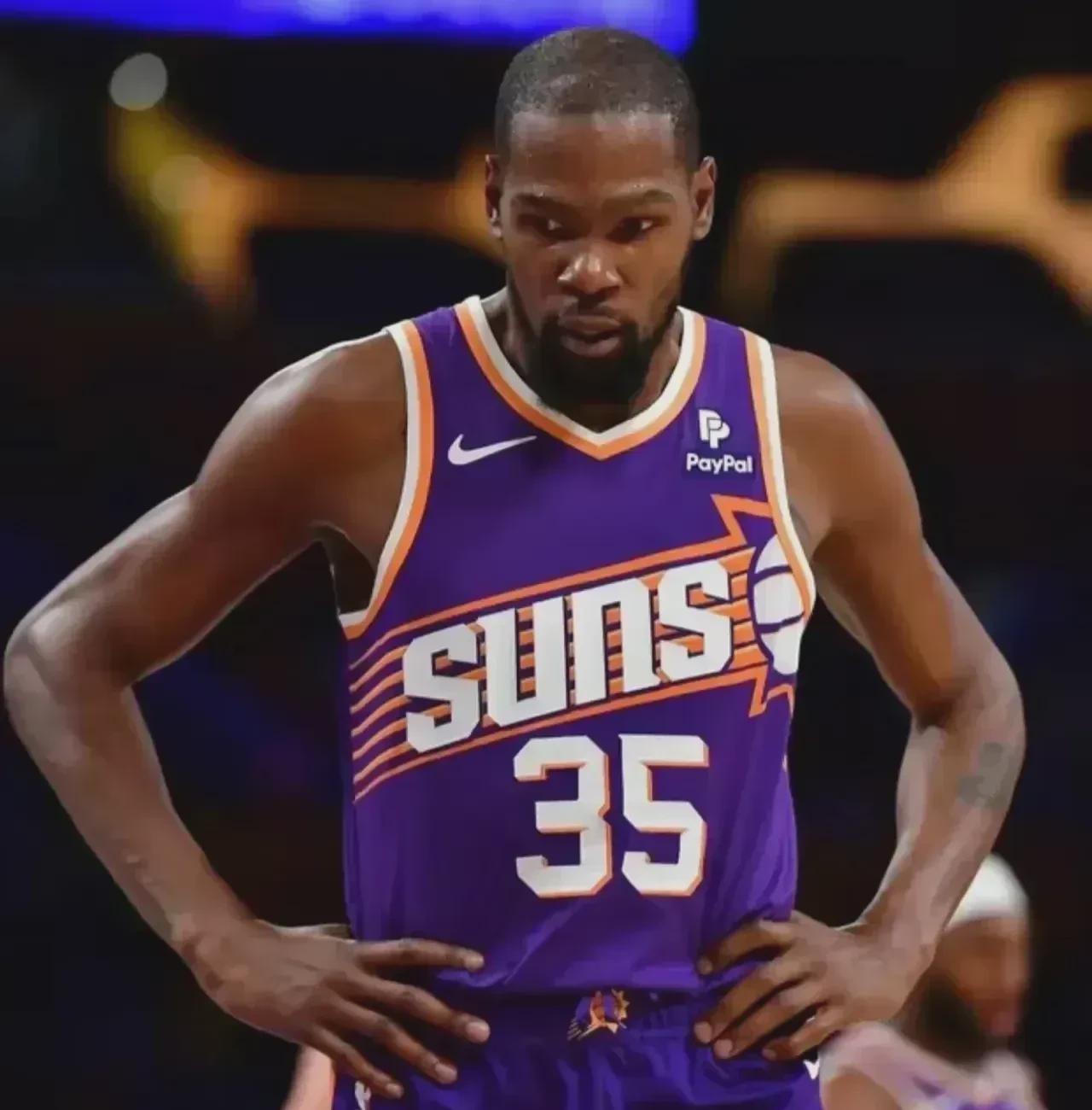 包含杜兰特连续十五场比赛得分超过表现优异，独行侠不断突破！的词条爱游戏体育